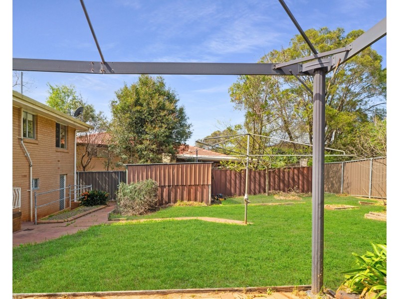 4 Flinders Street, Centenary Heights QLD 4350