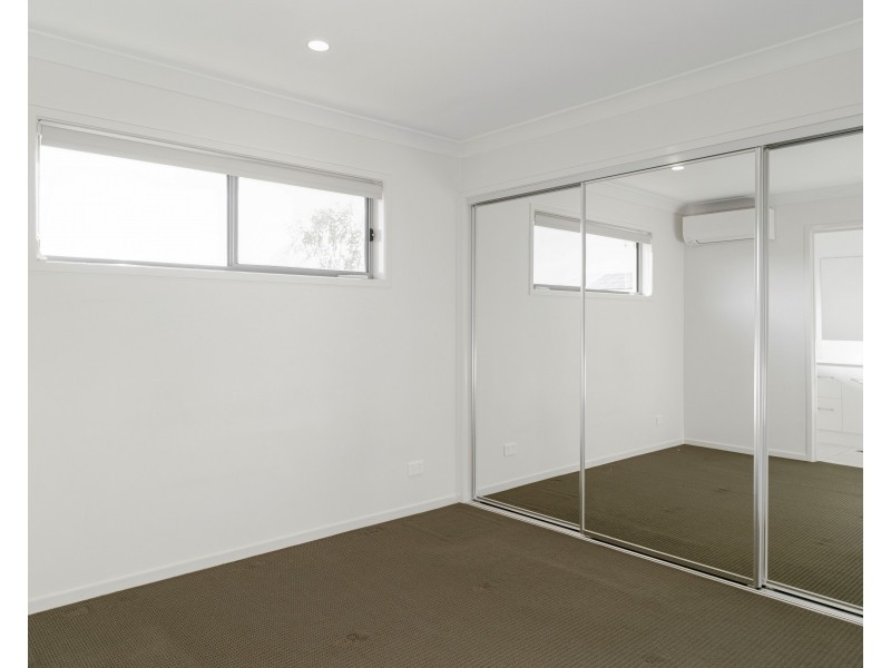 Unit 1/17 Diva Lane, Glenvale QLD 4350