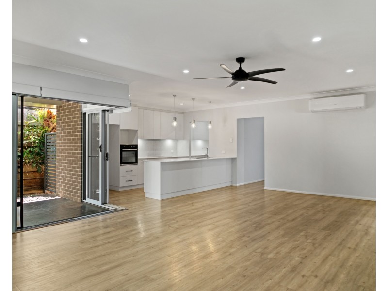 43 Alistair Street, Glenvale QLD 4350