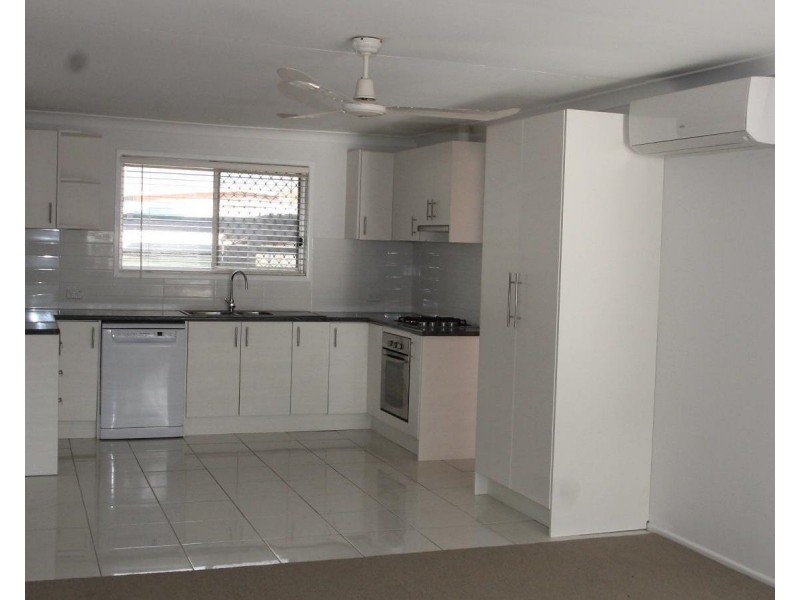 Unit 2/241 North Street, Wilsonton QLD 4350