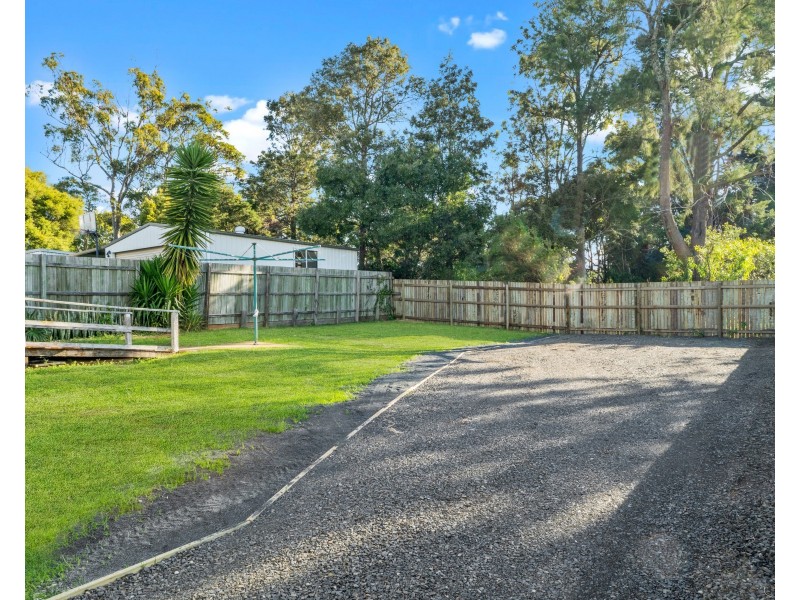 3 Vanity Street, Rockville QLD 4350