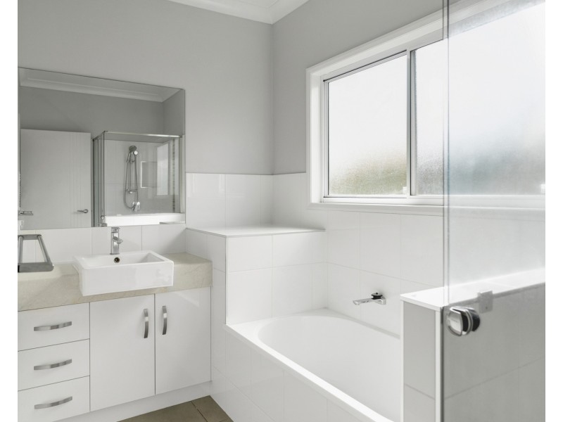 Unit 4/79 South Street, Rangeville QLD 4350