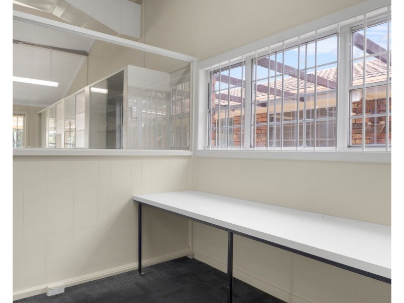 2 Stewart Street, Withcott QLD 4352