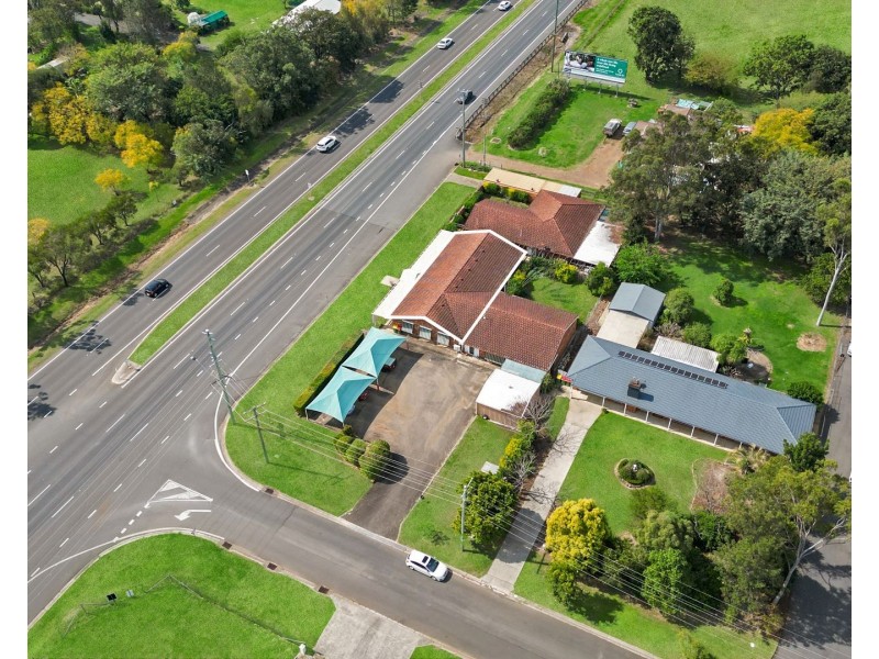 2 Stewart Street, Withcott QLD 4352