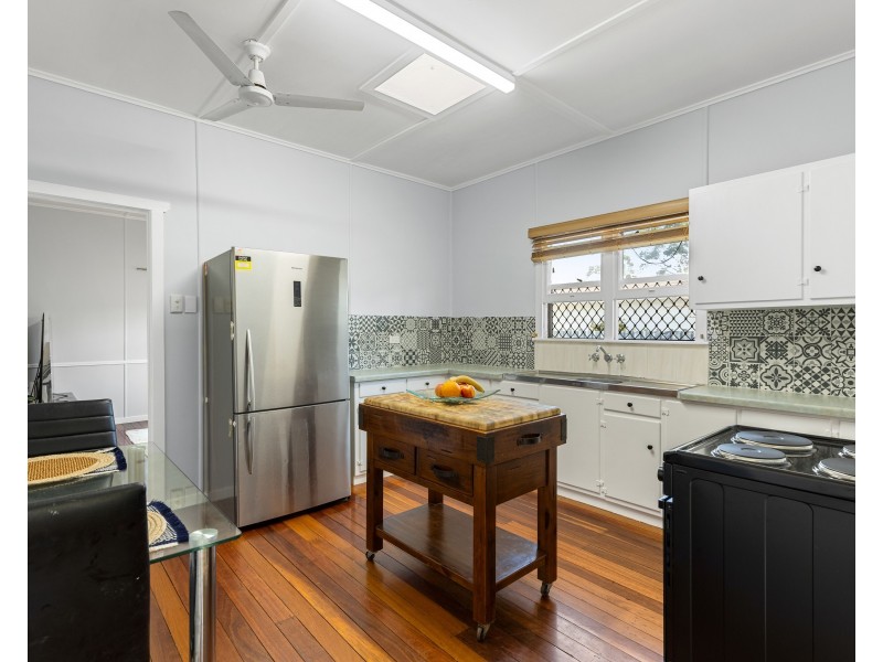 31 Merritt Street, Harristown QLD 4350