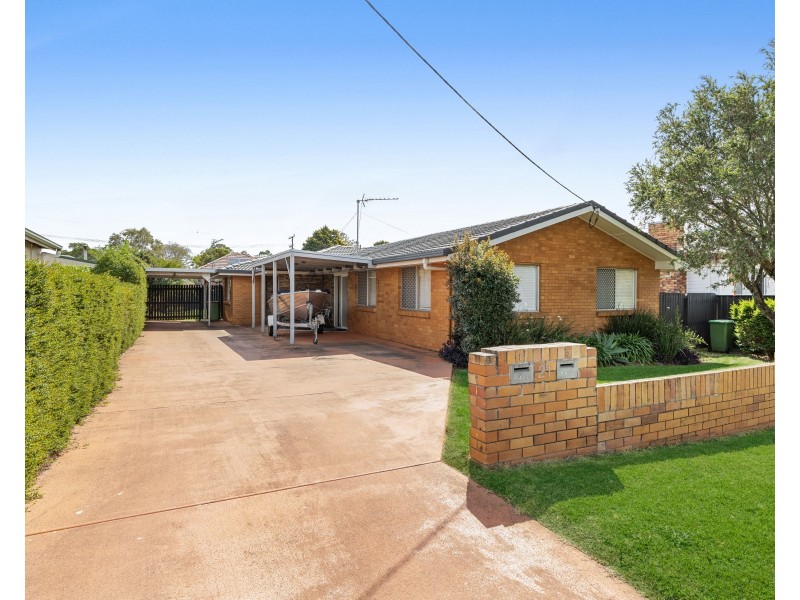 21 Brim Street, Newtown QLD 4350