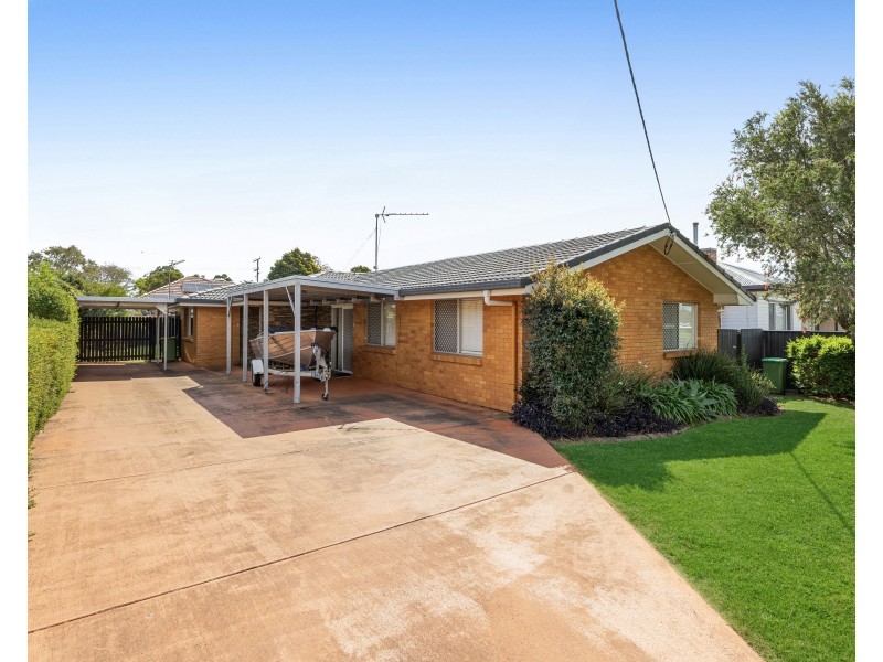 21 Brim Street, Newtown QLD 4350