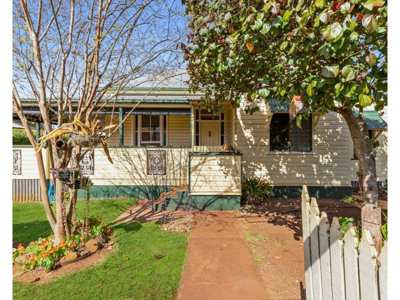 20 Ranfurly Street, Newtown QLD 4350