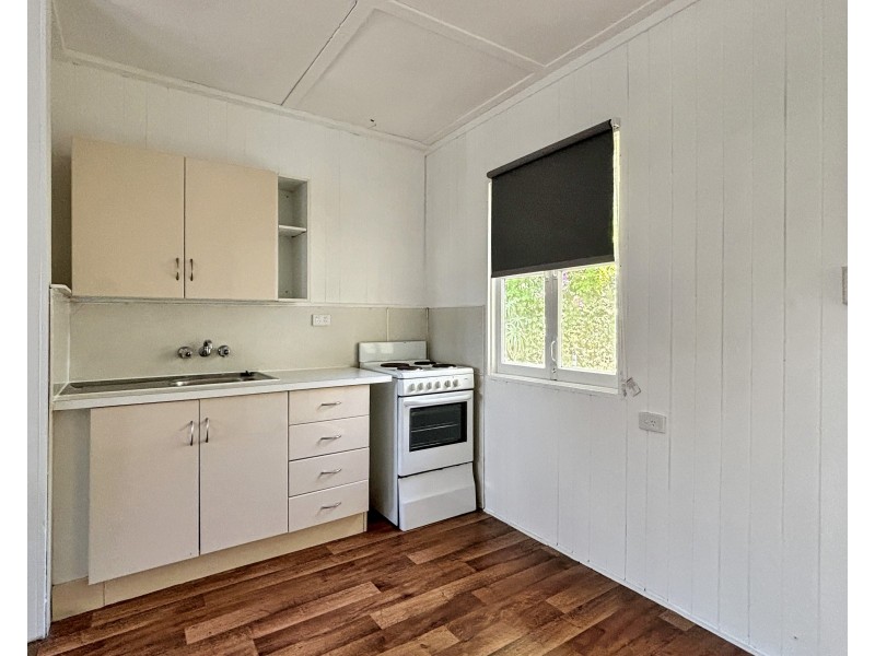 Unit 1/21 West Street, Newtown QLD 4350