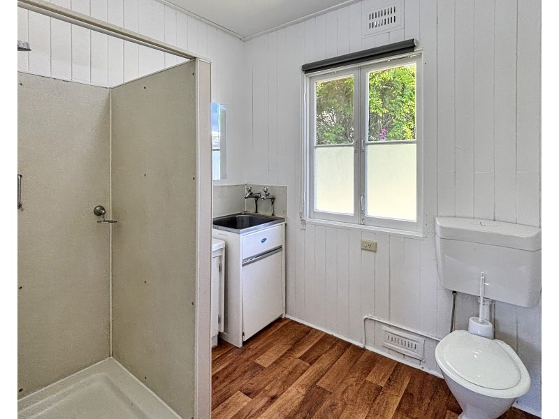 Unit 1/21 West Street, Newtown QLD 4350