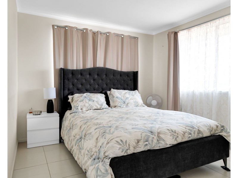 Unit 2/6 Marigold Street, Centenary Heights QLD 4350