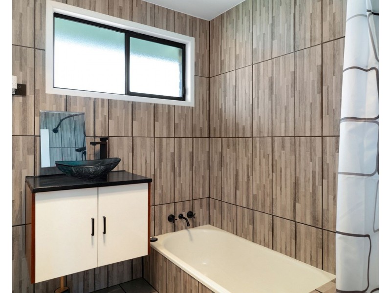 12 Bond Court, Darling Heights QLD 4350