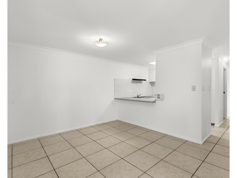 Unit 4/4-6 Crosby Street, Darling Heights QLD 4350