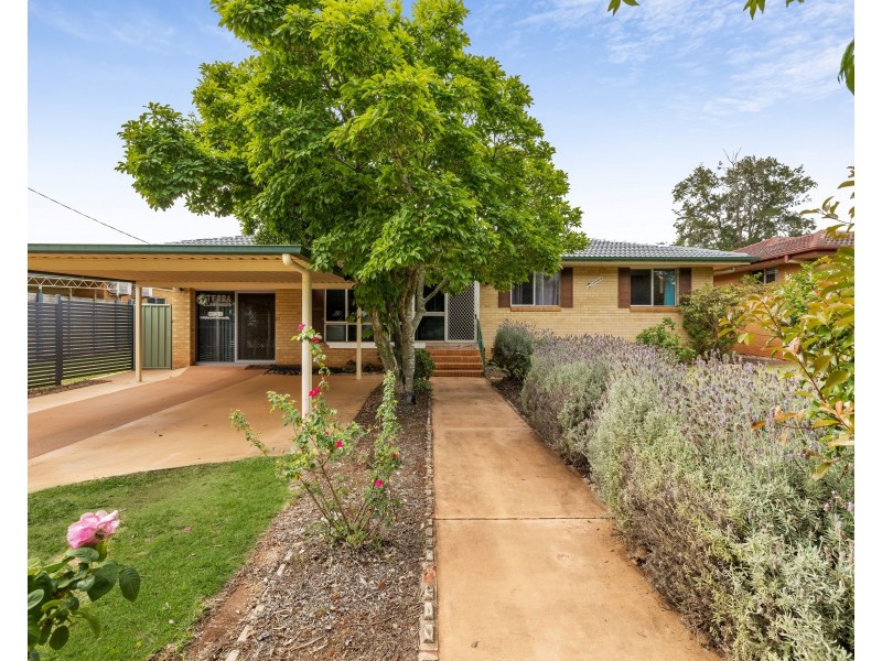 521 Stenner Street, Harristown QLD 4350