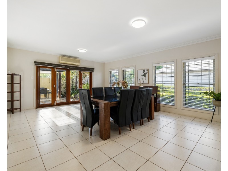 Unit 4/200 Ramsay Street, Centenary Heights QLD 4350