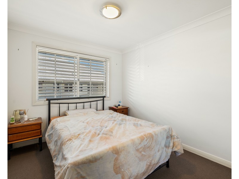Unit 4/200 Ramsay Street, Centenary Heights QLD 4350