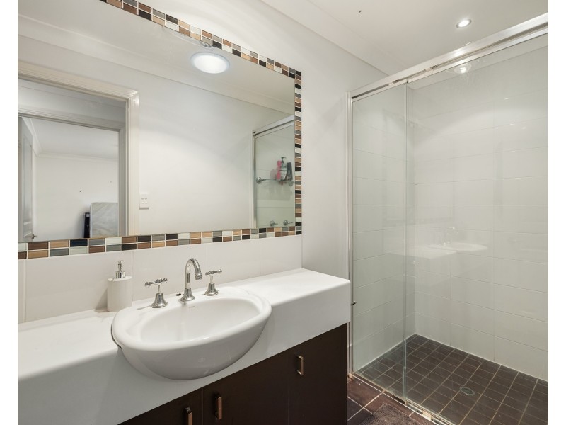 Unit 4/200 Ramsay Street, Centenary Heights QLD 4350