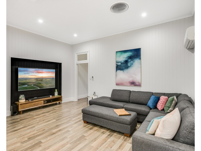 122 Hume Street, East Toowoomba QLD 4350