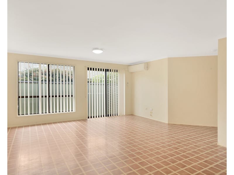 6 Shamrock Court, Middle Ridge QLD 4350
