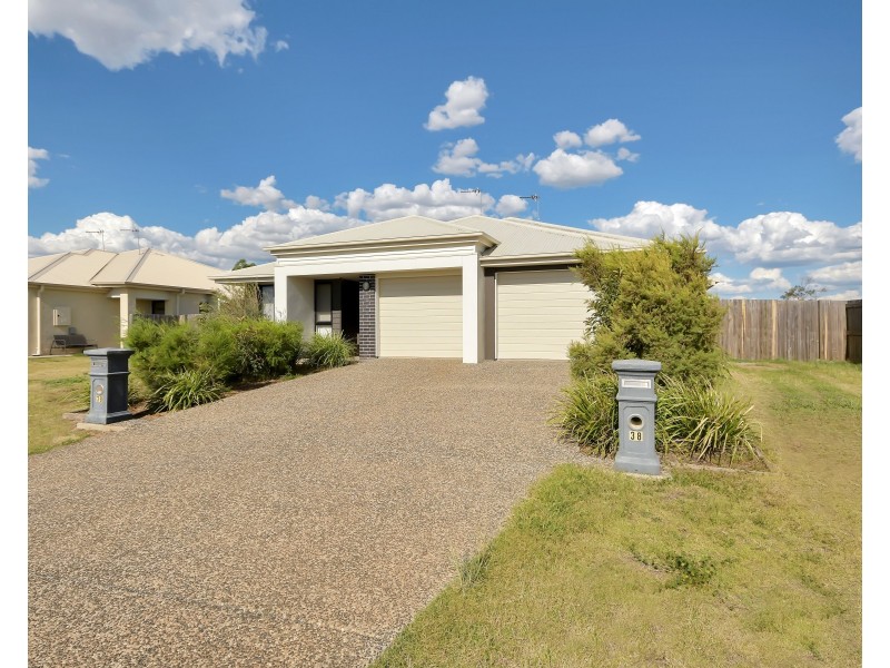 Unit 1/38 Weebah Place, Cambooya QLD 4358