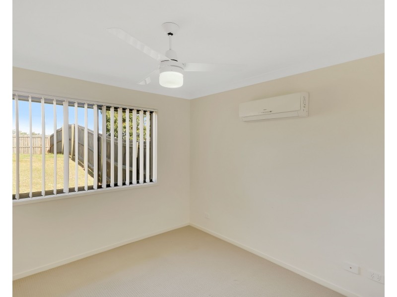 Unit 1/38 Weebah Place, Cambooya QLD 4358