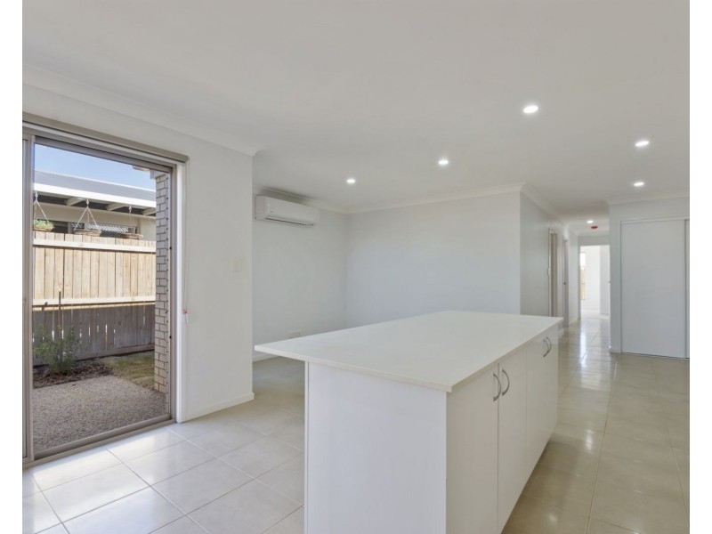 1/6 Tatum Court, Glenvale QLD 4350