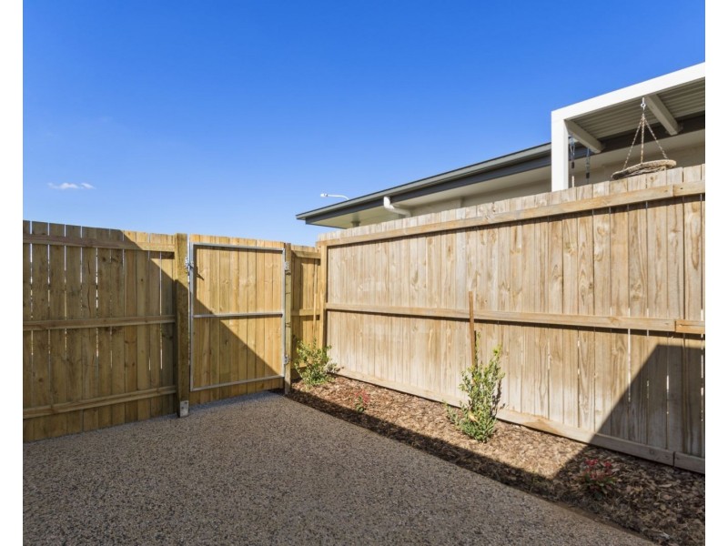 1/6 Tatum Court, Glenvale QLD 4350