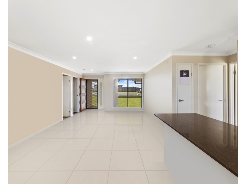 22 Tarcoola Street, Wyreema QLD 4352