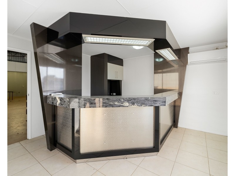 Shed 1/30 Sowden Street, Drayton QLD 4350