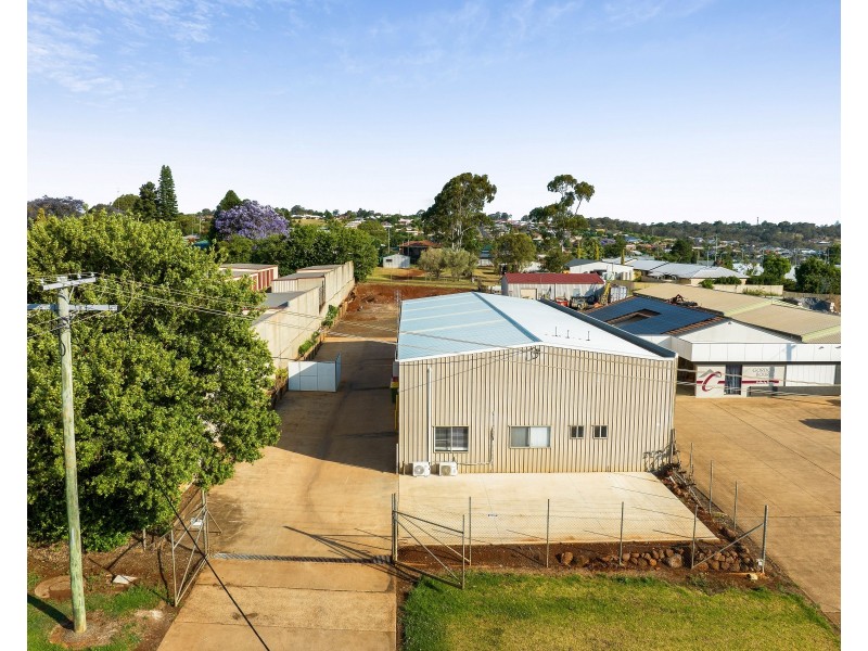 Shed 1/30 Sowden Street, Drayton QLD 4350