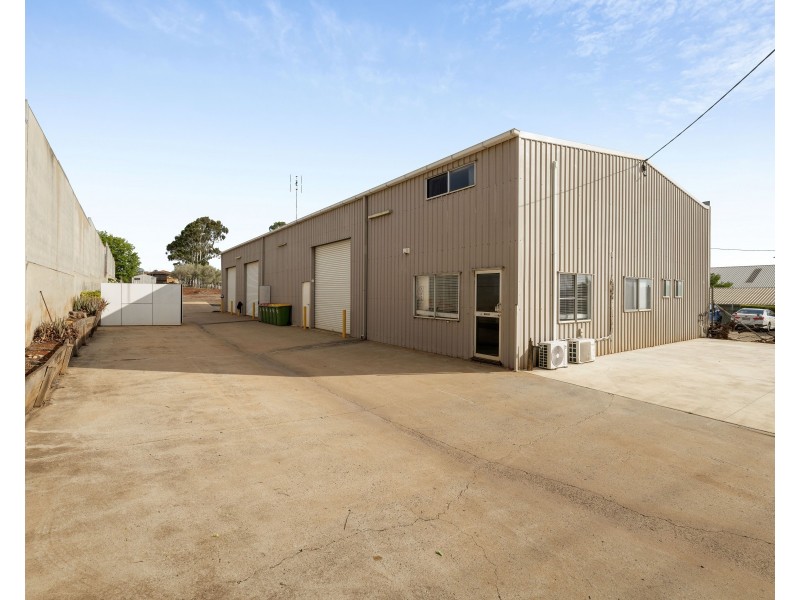 Shed 1/30 Sowden Street, Drayton QLD 4350
