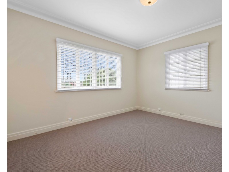 37 Ipswich Street, East Toowoomba QLD 4350