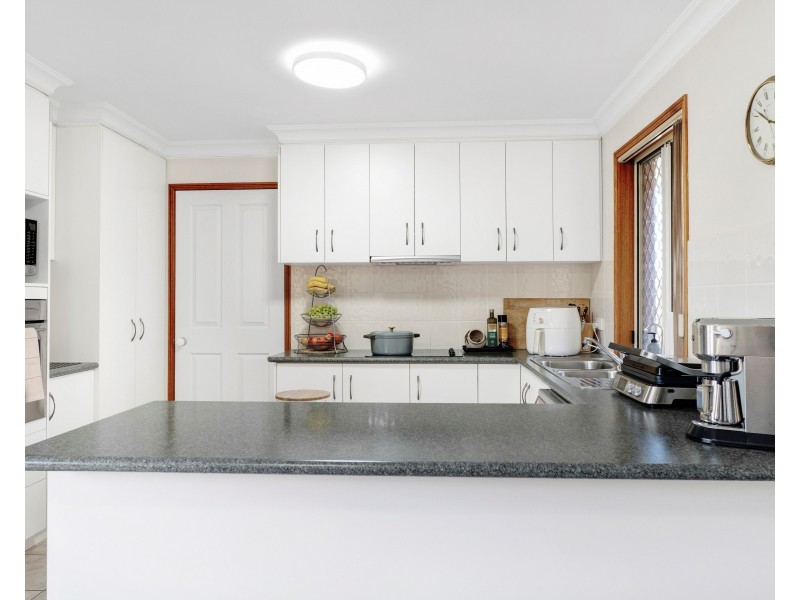 Unit 1/17a Horrocks Crescent, Kearneys Spring QLD 4350
