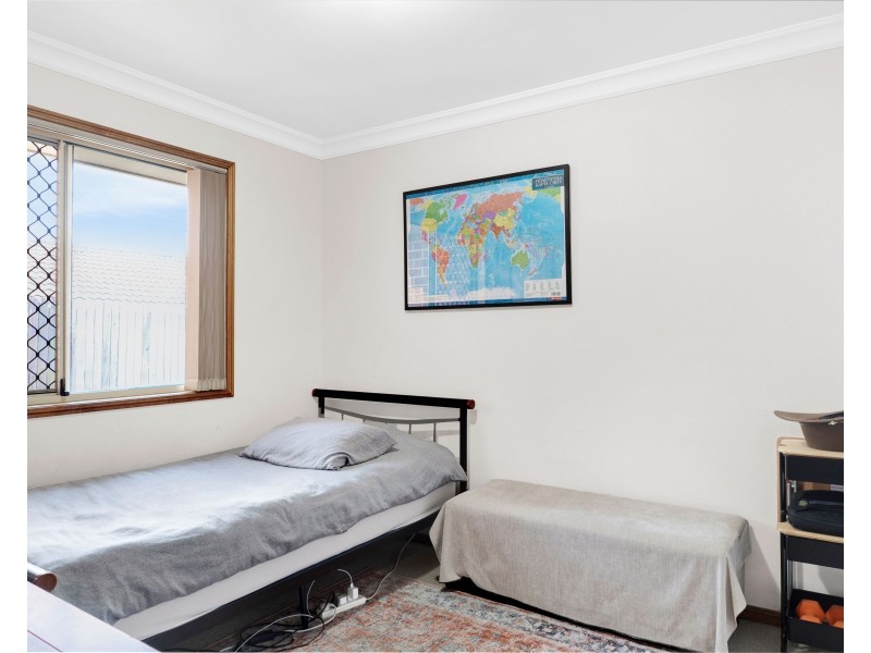 Unit 1/17a Horrocks Crescent, Kearneys Spring QLD 4350