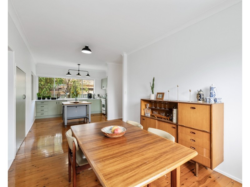 22 Cay Street, Newtown QLD 4350