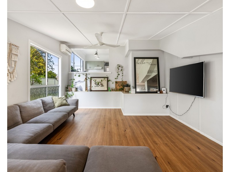 22 Cay Street, Newtown QLD 4350