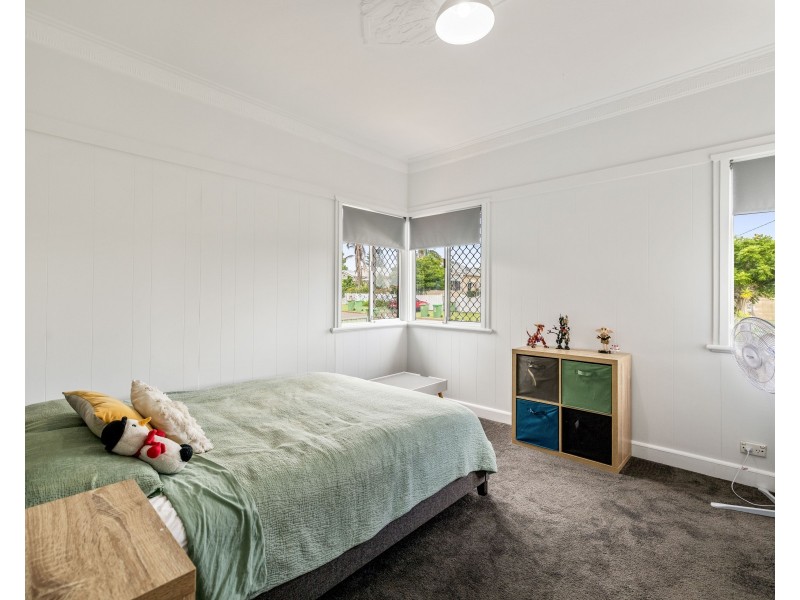 22 Cay Street, Newtown QLD 4350