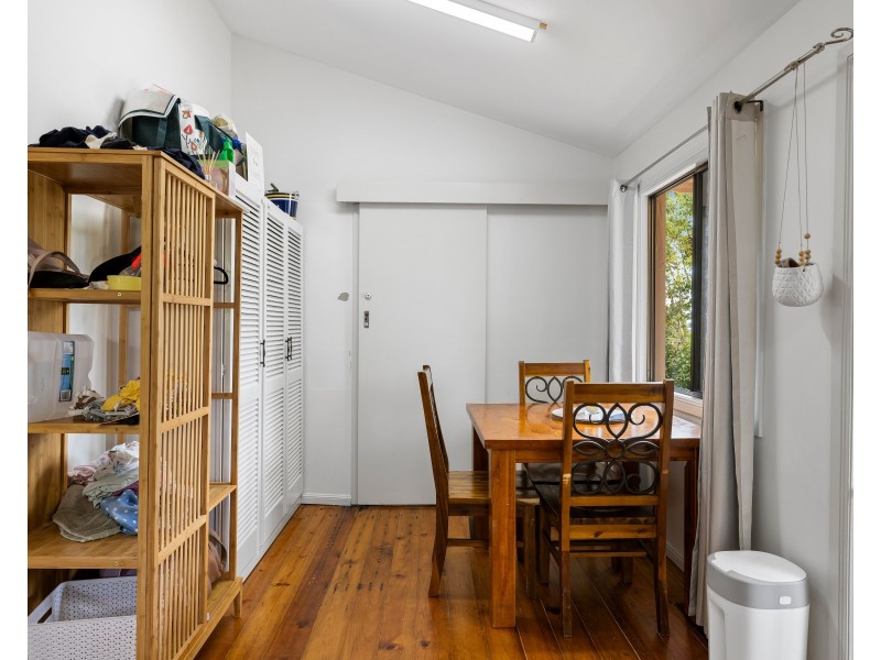 8 Vacy Street, Newtown QLD 4350