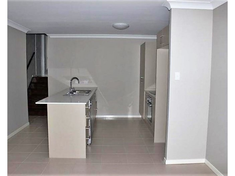 Unit 2/19 Alpine Court, Cranley QLD 4350