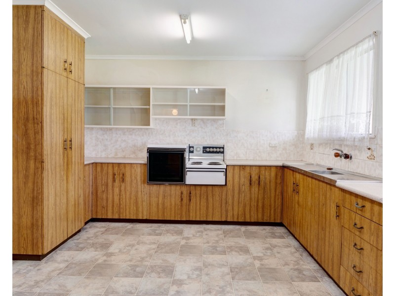 389 Bridge Street, Wilsonton QLD 4350