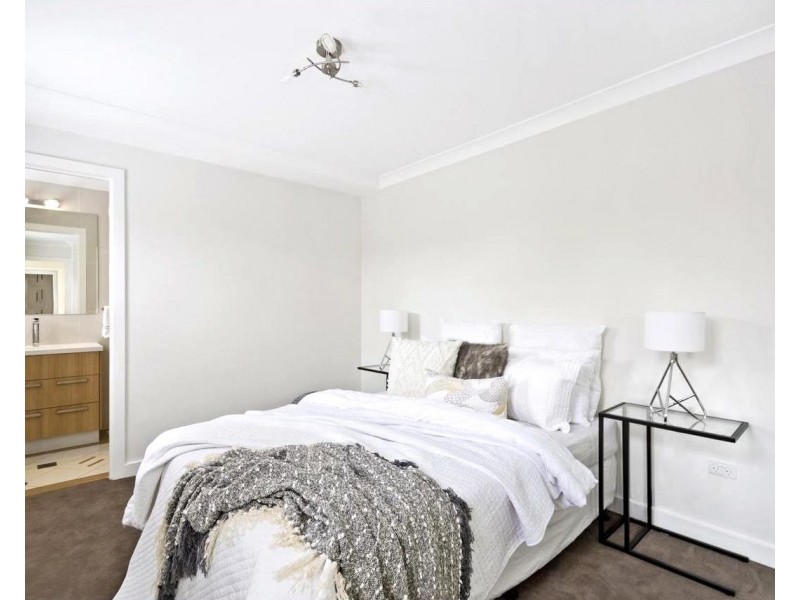 Unit 2/11 Pelican Drive, Rangeville QLD 4350