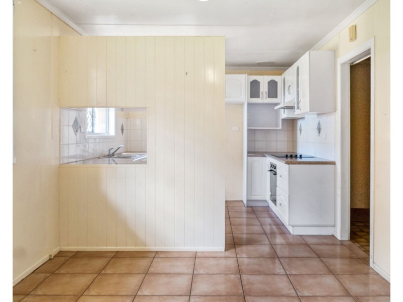 9 Wentworth Street, Centenary Heights QLD 4350