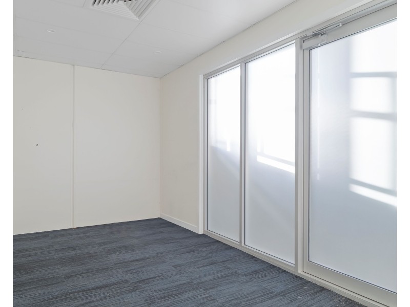 Tenancy 14/2 Wilmot Street, South Toowoomba QLD 4350