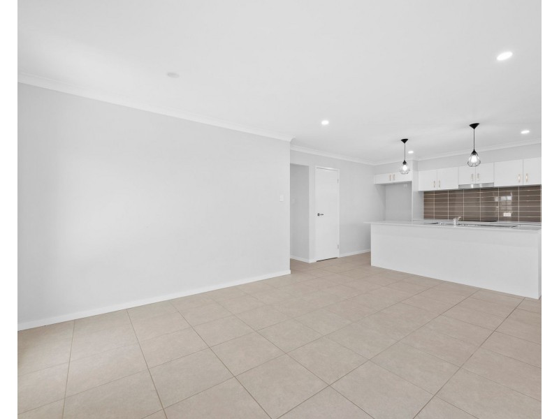Unit 2/10 Trevatt Street, Westbrook QLD 4350