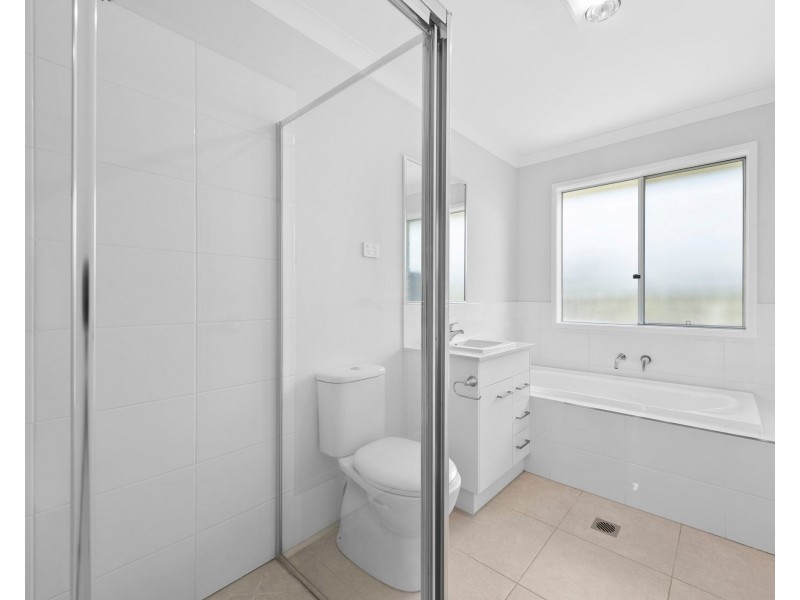 Unit 2/10 Trevatt Street, Westbrook QLD 4350