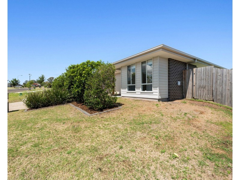 Unit 2/10 Trevatt Street, Westbrook QLD 4350