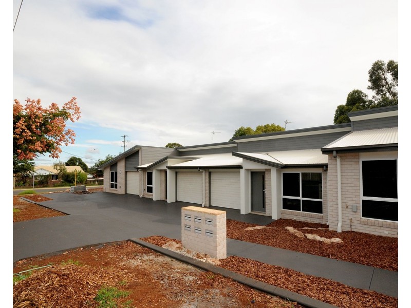 Unit 4/37 Boyett Street, Centenary Heights QLD 4350