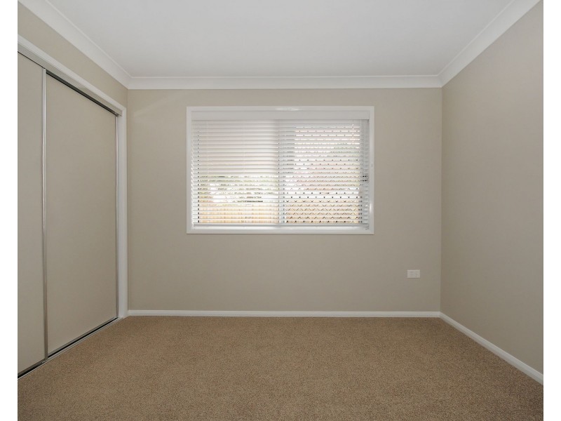 Unit 4/37 Boyett Street, Centenary Heights QLD 4350