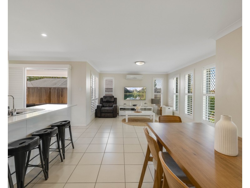 Unit 1/9 Collingwood Close, Middle Ridge QLD 4350