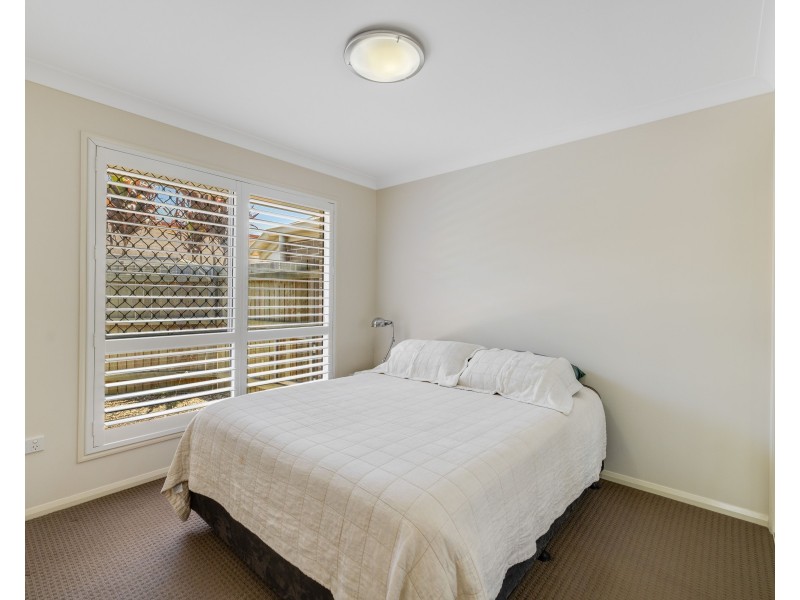 Unit 1/9 Collingwood Close, Middle Ridge QLD 4350